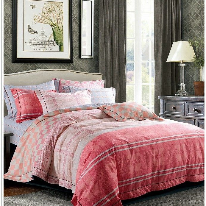 La couverture imprimée colorée de luxe moderne de couette de coton a placé 200TC